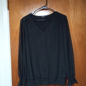 Chic Black V-Neck Women's Blouse